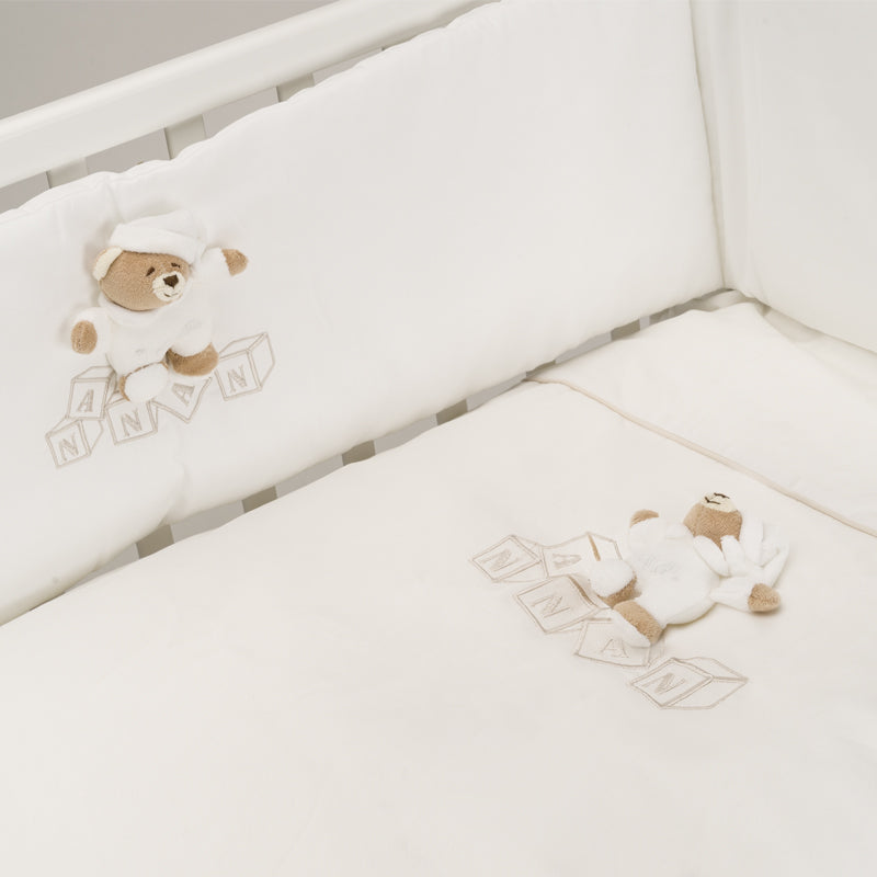 3b5b562aaee4958cc9ebc4d180225a04