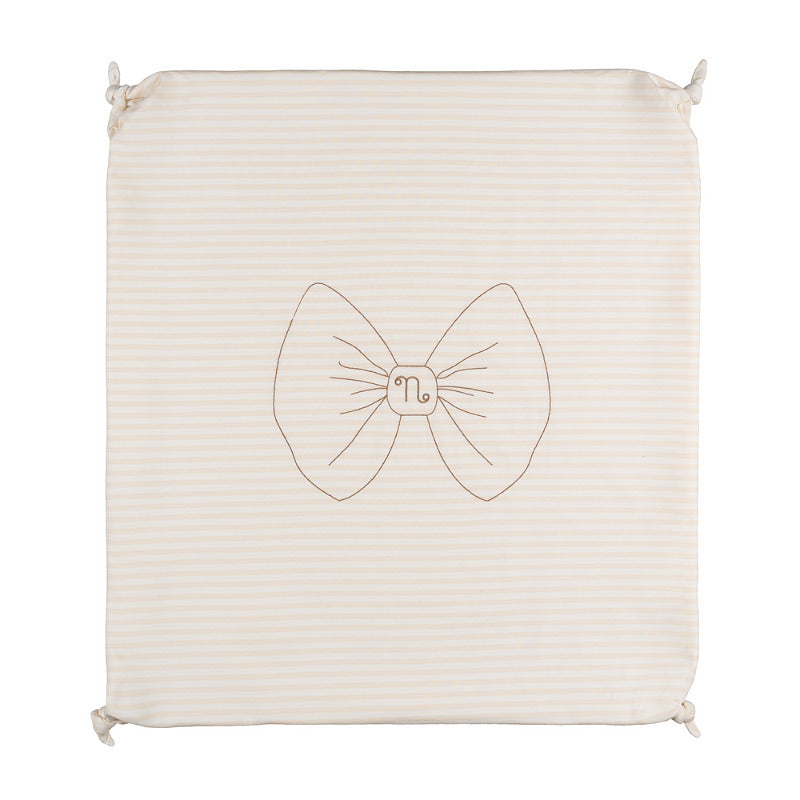 8836995b81bb160b0266c31e6fe4b48e