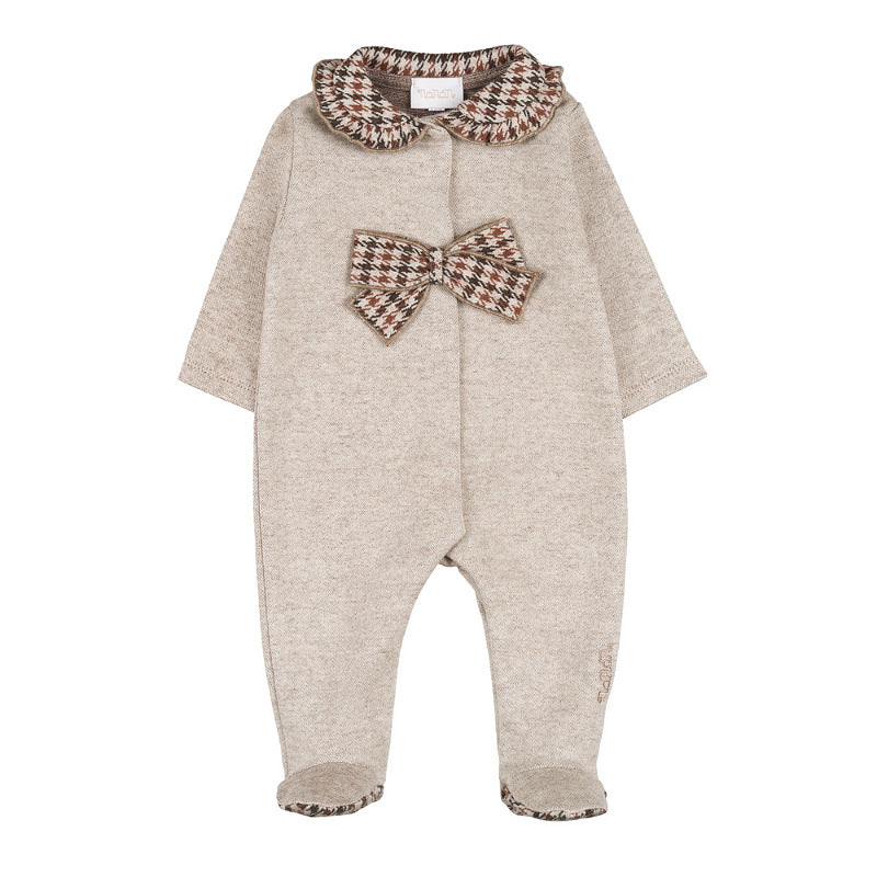 979a061a5a4600b8a6b92df4ea9a08db