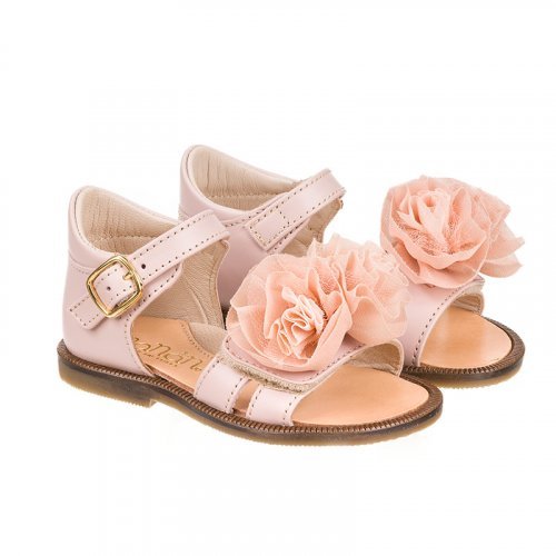 Sandalen mit rosa Blumen