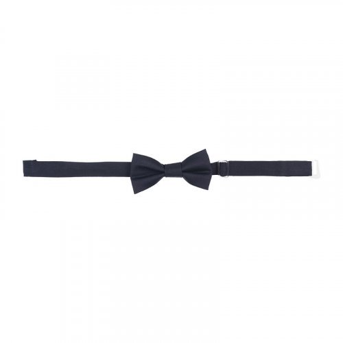 Bow tie