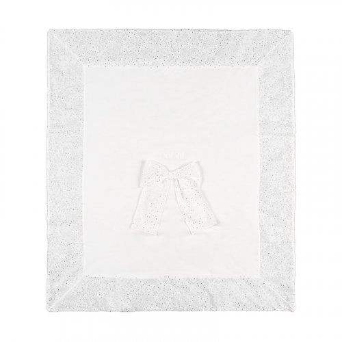 Weiße Decke mit Schleife