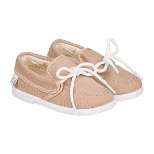 Mocassin