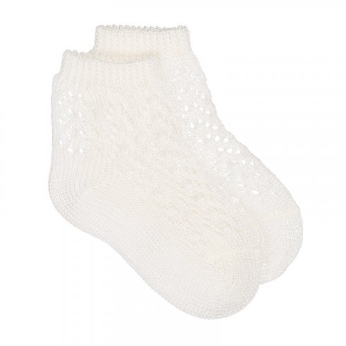 Short cream perforated socks