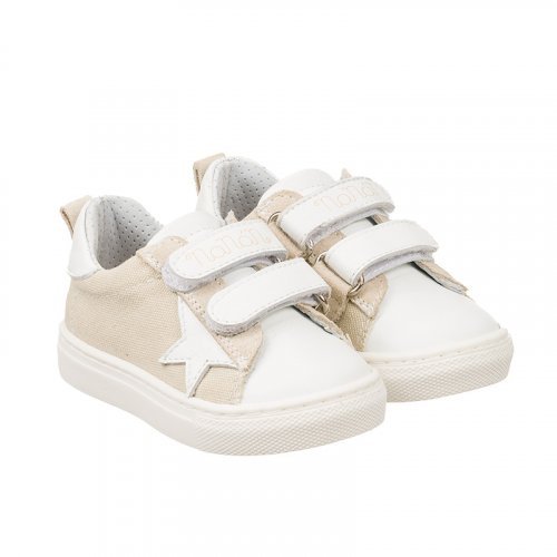 Sneakers with strap and star._7884
