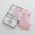 Gift Box baby gro of the week  Baby Girl in ENGLISH_9343